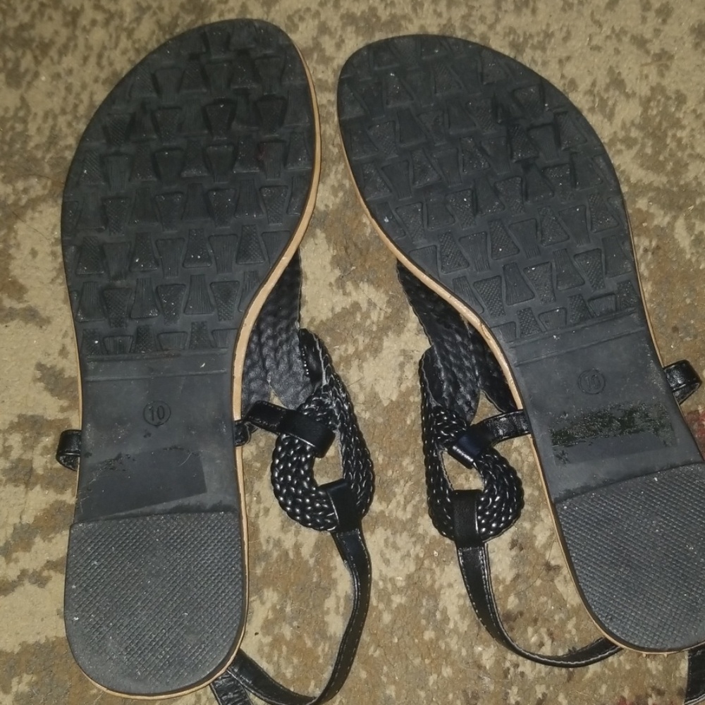 Sandals - Picture 3 of 4